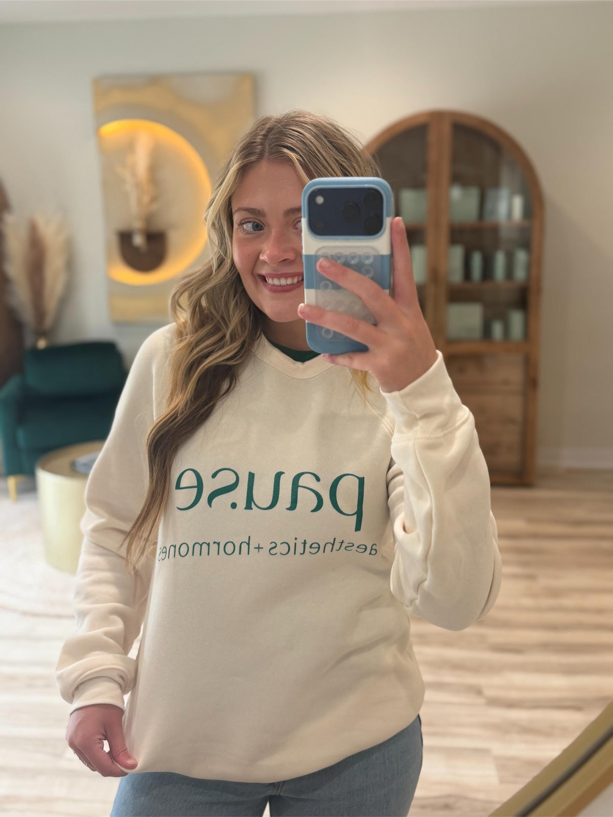 Pause Cream Sweatshirt